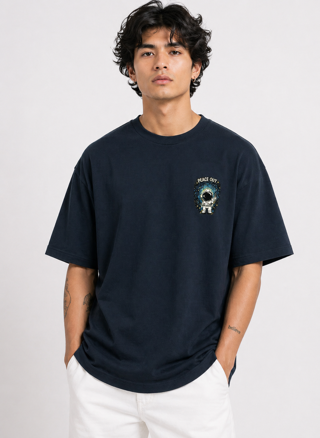Peace Out Astronaut Oversized T-Shirt for Men | Navy Blue Graphic Streetwear Tee